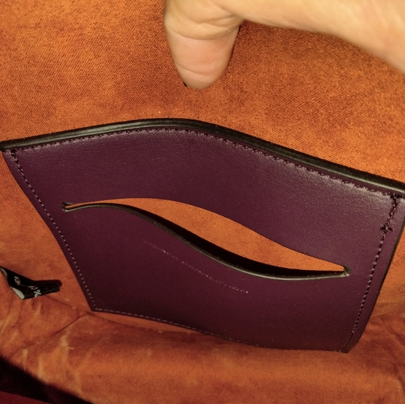 Beautiful purple plum crossbody purse by French connection - Picture 8 of 10